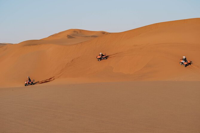 2h30min Explorer Quad Bike Tour - Riding into the Namib dunes