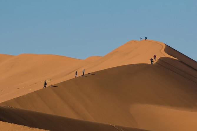 3-Day Sossusvlei Express Accommodated Safari from Swakopmund - Food, rooms, and what you pay extra for