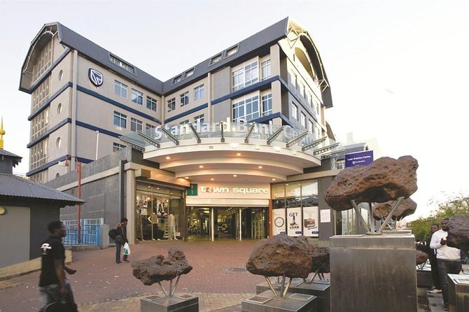 Best City Tour of Windhoek - Timing, pickup, and what to expect on the morning