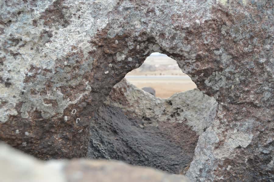 Cape Cross and Henties Bay Guided Tour SkeletonCoast Namibia - Musical Rocks and a hands-on desert story