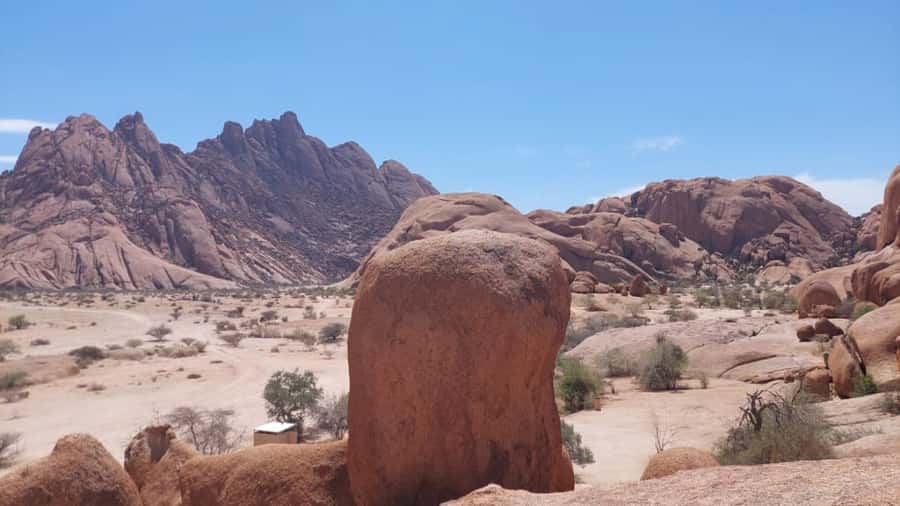 Swakopmund: Spitzkoppe Day Tour with Hotel Pickup - The Zayla Wreck brings the coast into the day