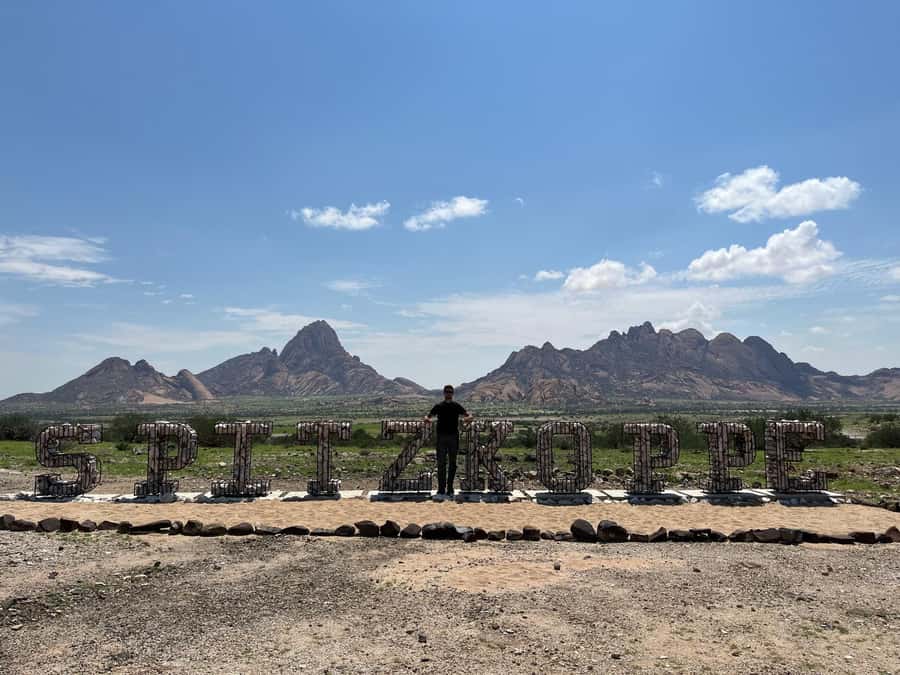 Swakopmund: Spitzkoppe Day Tour with Hotel Pickup - Hentiesbaai is a short, useful pause