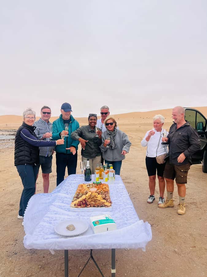 Walvis Bay: Half-Day Tour with Dune 7 and Pink Lake - Guide quality and language choice