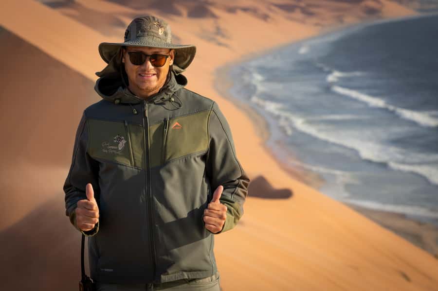 Walvisbay: Sandwich Harbour 4x4 & Sandboarding Tours - Where the Atlantic meets the dunes