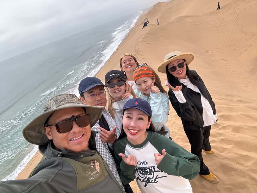 Walvisbay: Sandwich Harbour 4x4 & Sandboarding Tours - Who will enjoy this four-hour outing?
