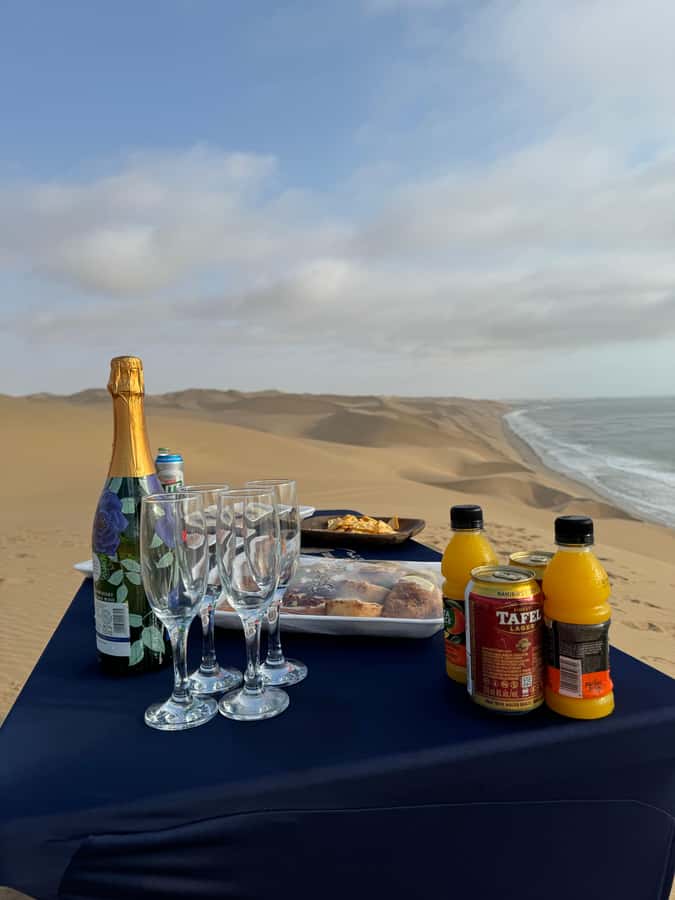 Walvisbay: Sandwich Harbour 4x4 & Sandboarding Tours - Three hours of soft sand and steep dune driving